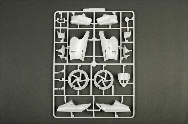 BEEMAX プラッツ BX13001 1/12 スズキ RGV-Γ (XR79) 1993 WGP500 チャンピオン プラモデル パーツ・リスト