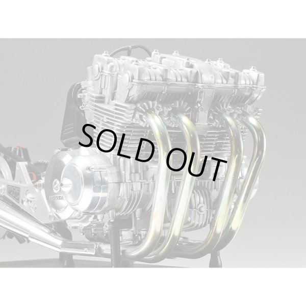 タミヤ 16024 1/6 Honda CB750F エンジン