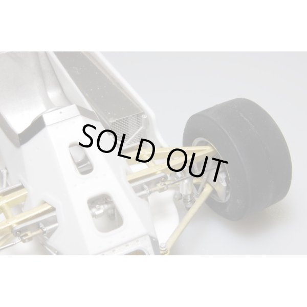 画像4: MFH 1/20 ロータス 88B (4)