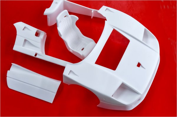 モデルファクトリーヒロ MFH K863 1/12 フェラーリ F40 GTE