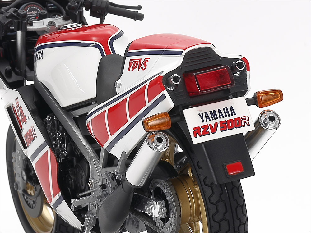 タミヤ 14037 1/12 ヤマハ RZV500R プラモデル
