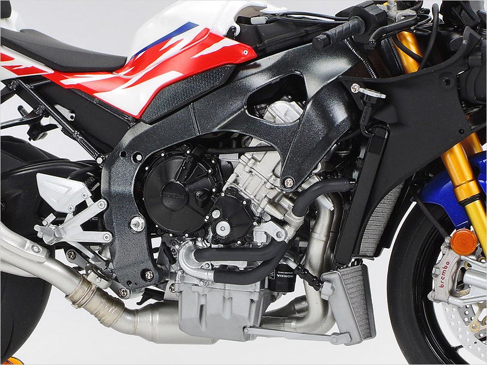 タミヤ 14141 1/12 Honda CBR1000RR-R FIREBLADE SP 30th Anniversary プラモデル