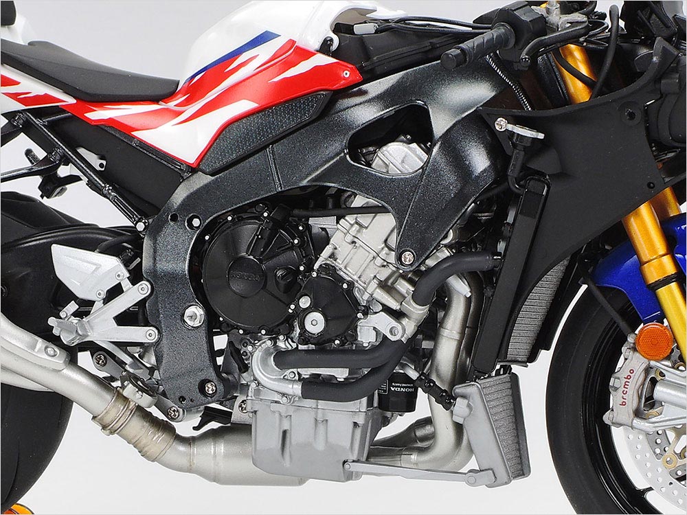 タミヤ 14141 1/12 Honda CBR1000RR-R FIREBLADE SP 30th Anniversary プラモデル