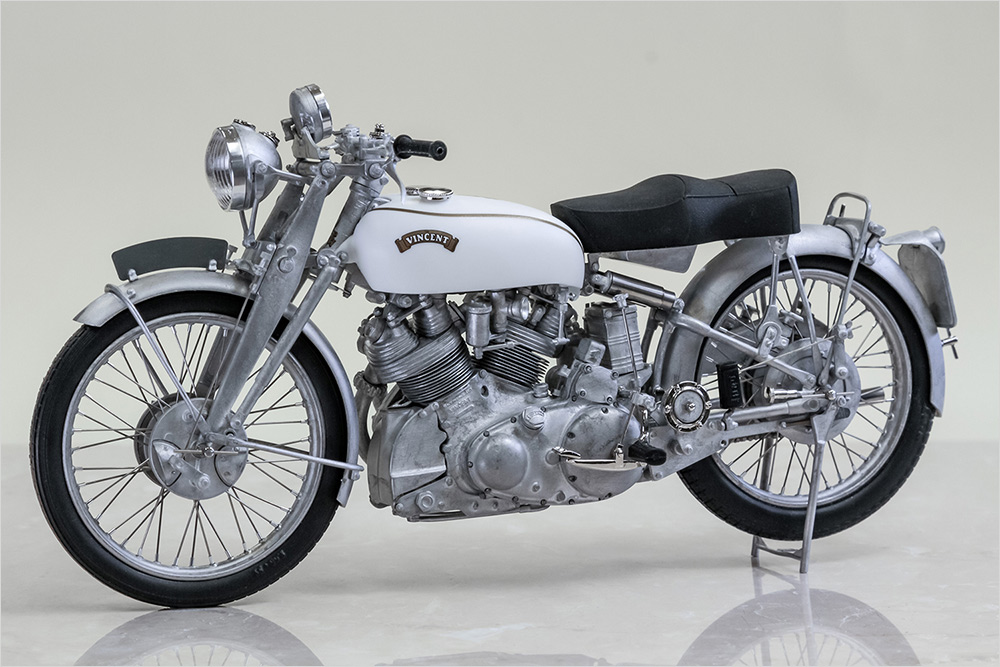 モデルファクトリーヒロ MFH K621 K622 1/9 ヴィンセント Late Type ブラックシャドウ 1950 ホワイトシャドウ
