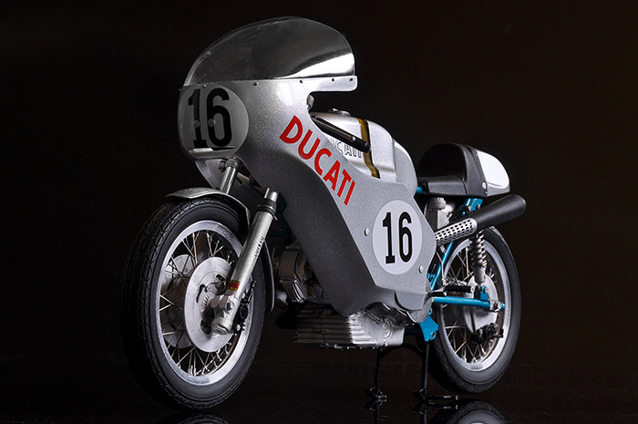 モデルファクトリーヒロ MFH K743 1/9 ドゥカティ 750 Imola Racer 1972