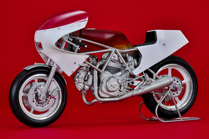 モデルファクトリーヒロ MFH K790 1/9 ドゥカティ 750 TT1 1983