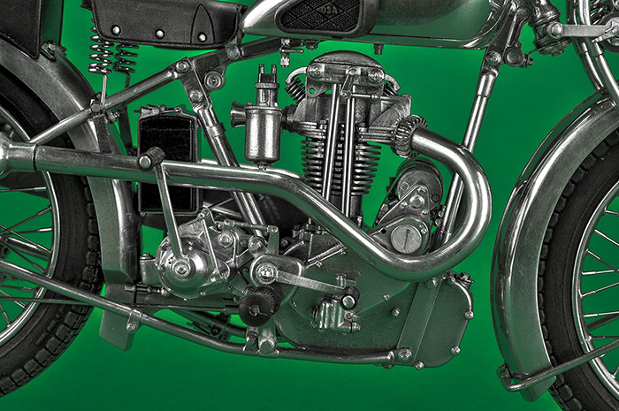 モデルファクトリーヒロ MFH K814 1/9 BSA ブルースター 350 1933