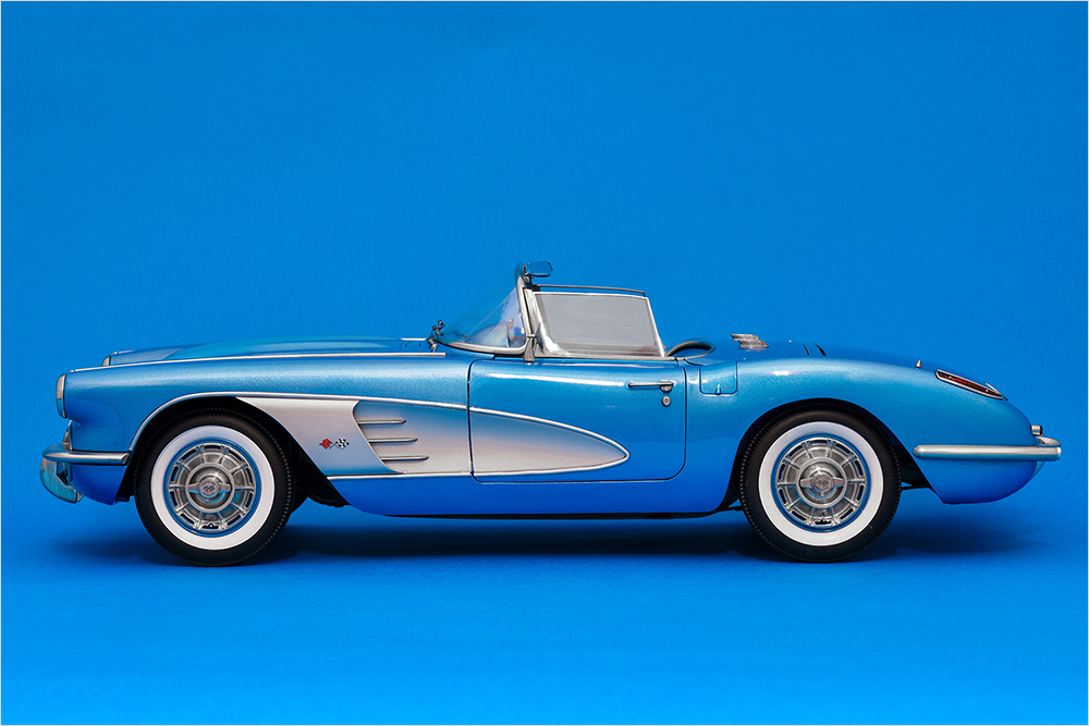 モデルファクトリーヒロ MFH K829 1/12 シボレー コルベット C1 [1960]