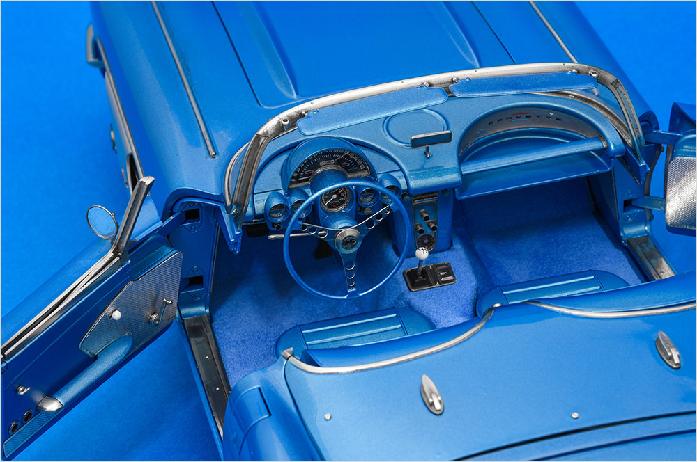モデルファクトリーヒロ MFH K829 1/12 シボレー コルベット C1 [1960]