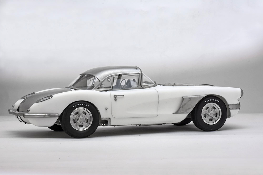 モデルファクトリーヒロ MFH K869 1/12 コルベットC1 LM 1960